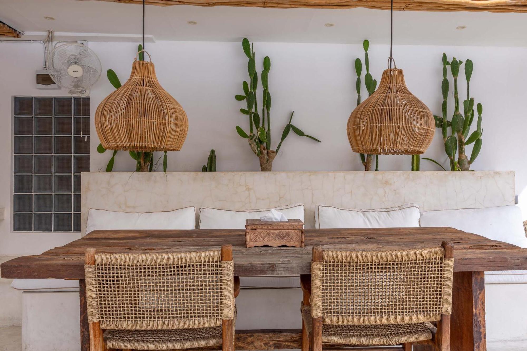 Turan Casa Auri Seminyak Villa Luaran gambar